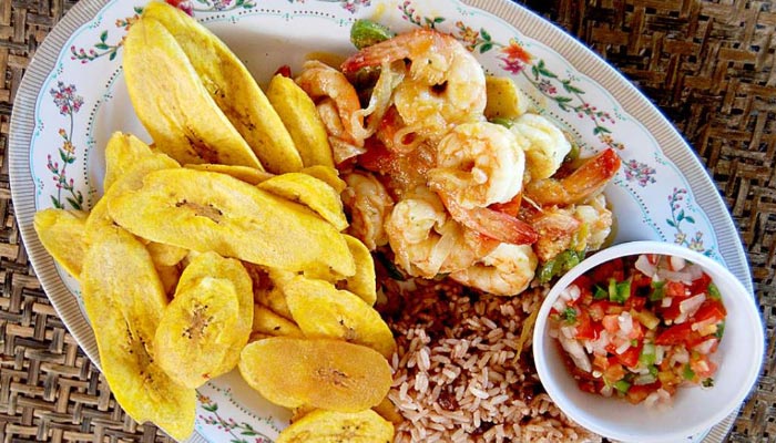 Camarões-ao-Alho-comida-Hondurenha-tipica