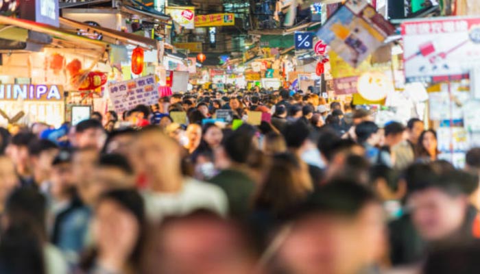 Feira-noturna-de-Shilin